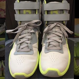 Reebok Hexalite Chi-Kaze High Top Women’s Sneakers